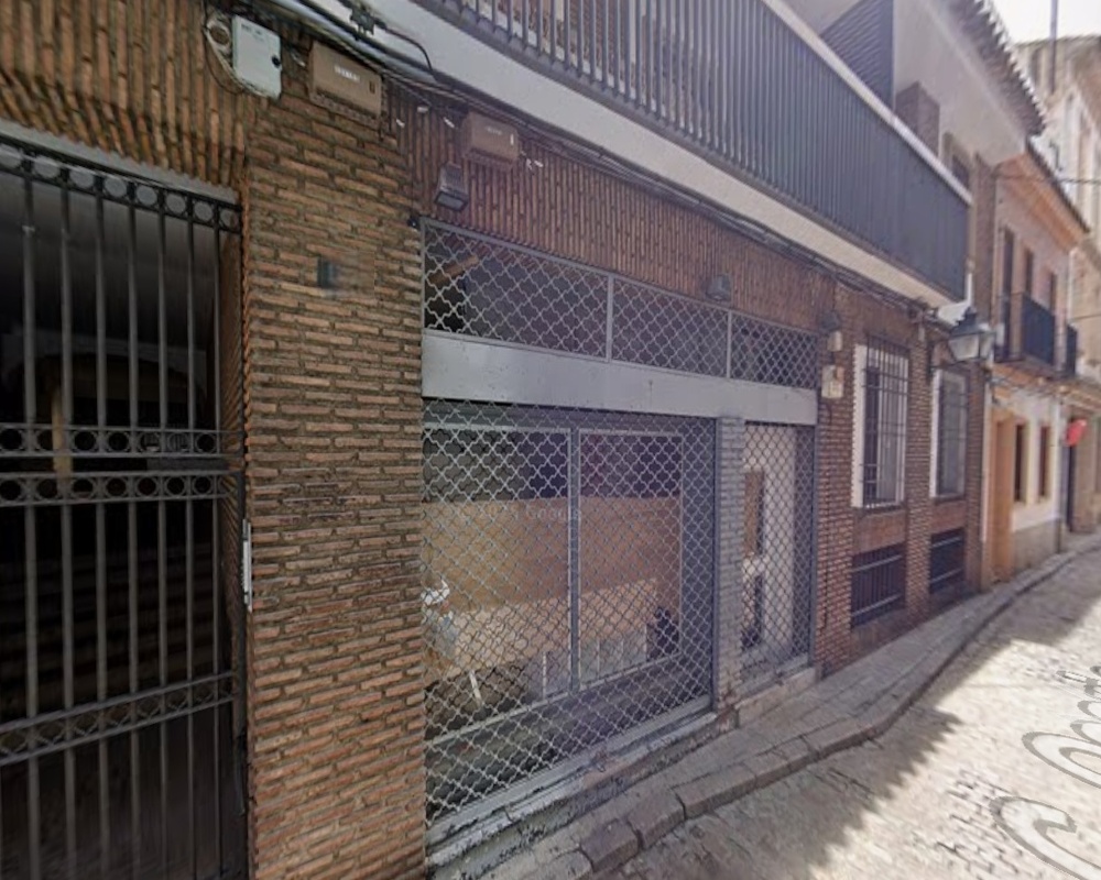 Local en Pl Doblas - Córdoba -
