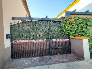 Casa en Av Pepe Luna, Burguillos (Sevilla) 2
