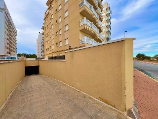 Piso con garaje en Guardamar del Segura 24