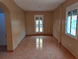 Chalet adosado en C/ Perejil - Urb Los Pinares -  Lepe 12