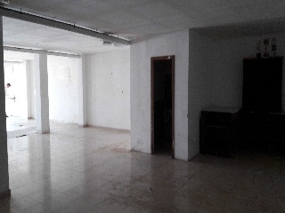 Locales en  C/ Andorra, Calafell (Tarragona) 7