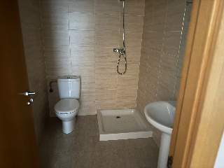 Piso y garaje en C/ Ana María Matute, Logroño (La Rioja) 10