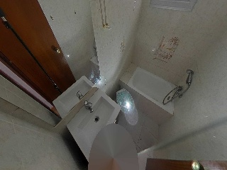 CL BURI,11 Esc:1 Pl:10 Pt:05 Cornellà de Llobregat (Barcelona) 15