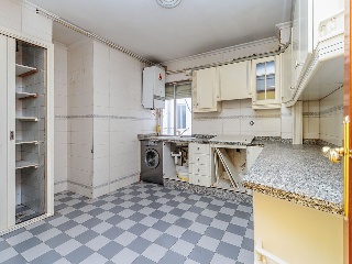 Calle Templarios 7  Escalera 1 Planta 2 Puerta Dr 12