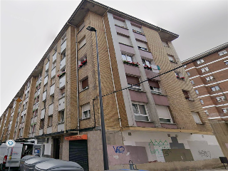 Piso en venta en Gijón de 77  m²