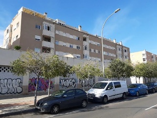 Piso en venta en Alicante de 107  m²