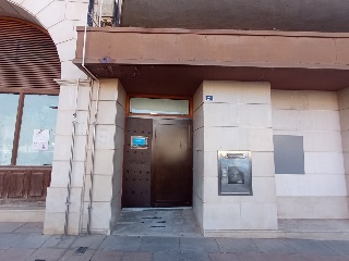 Local en Plaza Constitución 4