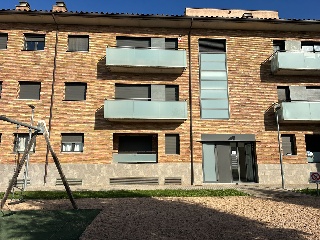 Piso en venta en Bàscara de 91  m²