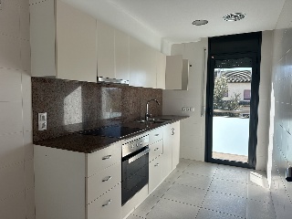 Piso con garaje en Av Alt Empordà - Báscara - Girona 7