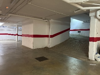 Piso con garaje en Av Alt Empordà - Báscara - Girona 22