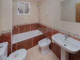 Vivienda en C/ Ronda César Cánovas 15