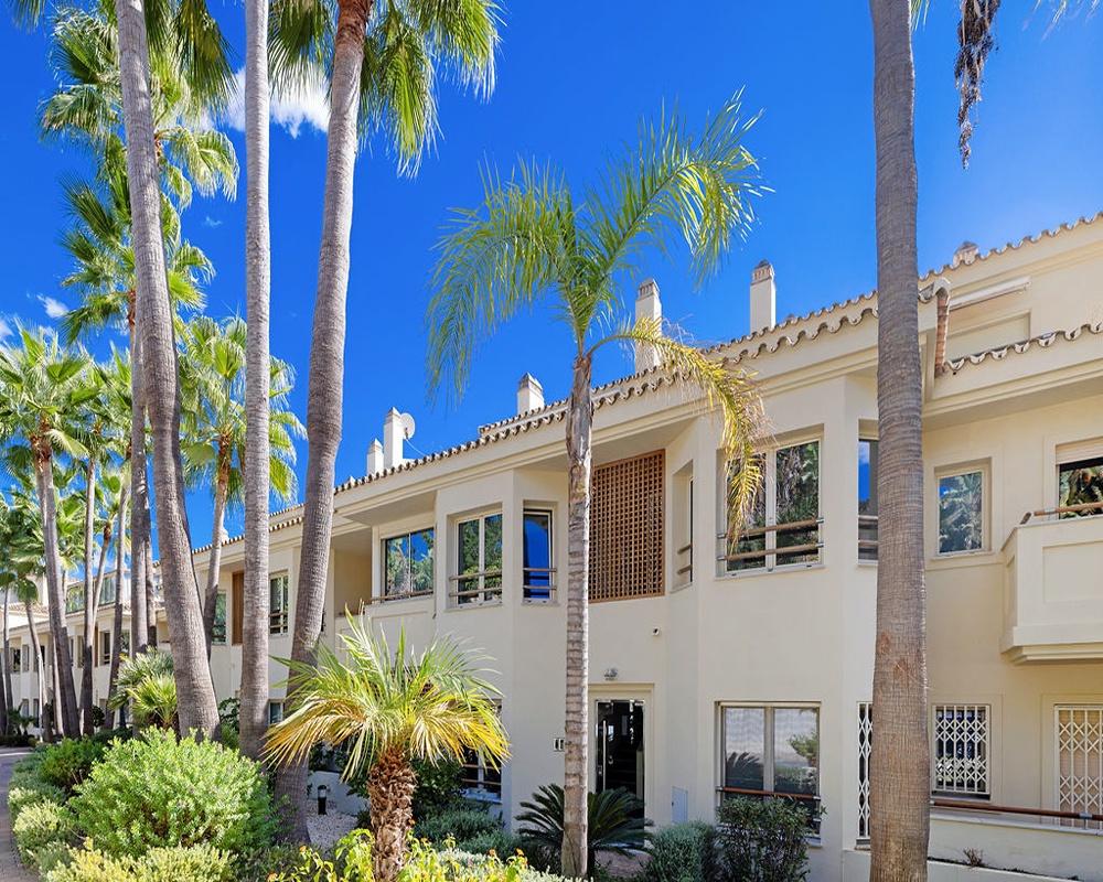 Vivienda en C/ Montemenor, Urb Balcones de Sierra Blanca