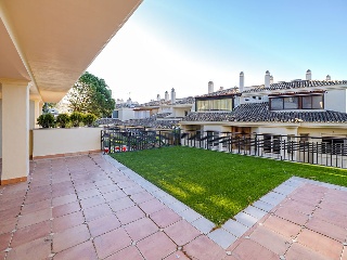Vivienda en C/ Montemenor, Urb Balcones de Sierra Blanca 30