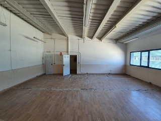 Nave industrial en C/ Resina - Madrid - 12