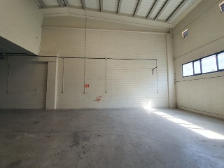 Nave industrial en C/ Resina - Madrid - 13