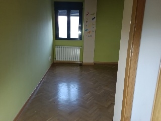 Piso en C/ Aniceto Marinas 6