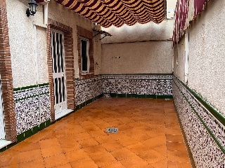 Casa adosada en C/ Dolores Ibarruri 