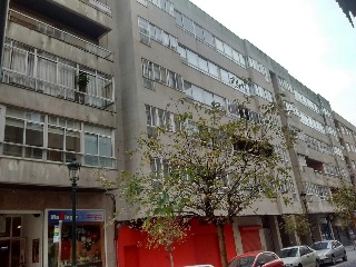 Local en venta en Vigo de 201  m²