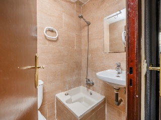 Vivienda en C/ Oca - Urb Virgen de Fátima - 12