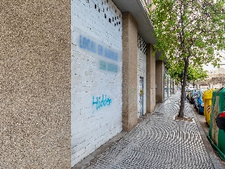 Local en Av. San Severiano 20