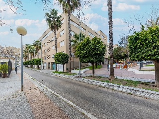 Local en Av. San Severiano 25