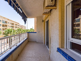 Piso en C/ Puerta de Riad I 21