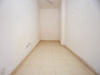 Local en PJ Sor Lluisa Estivill - Reus - 6