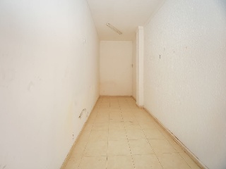 Local en PJ Sor Lluisa Estivill - Reus - 7