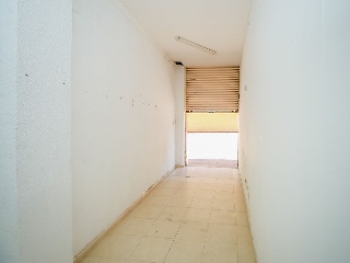 Local en PJ Sor Lluisa Estivill - Reus - 11
