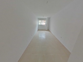 Piso en venta en Torrevieja de 77  m²