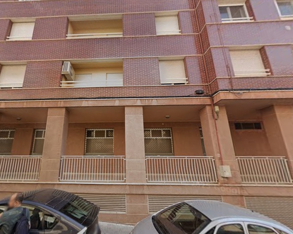 Local en C/ Doctor Sempere - Alcoy - Alicante