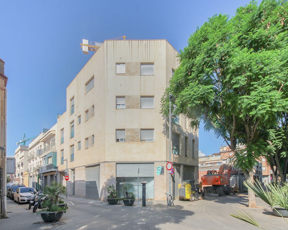 Piso en C/ Rafael Casanovas - Viladecans - Barcelona