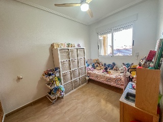 Piso con garaje y trastero en Beniel 22