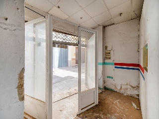 08615-0001 18