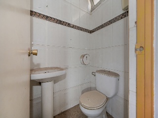 08615-0001 37