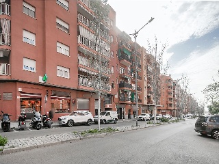 Local en Rd Francesc Macia 48
