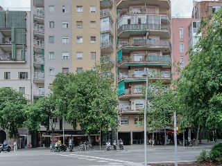 Piso en Av Meridiana - Barcelona - 23