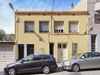 Vivienda en Rb casas y amigo, Badalona (Barcelona) 2