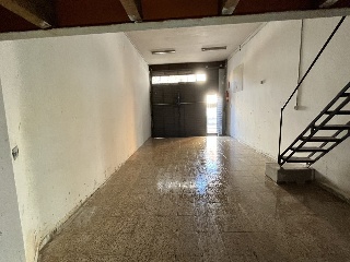 Local en C/ Bernat Metge 5