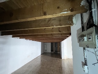 Local en C/ Bernat Metge 14