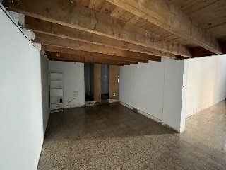 Local en C/ Bernat Metge 15