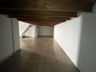 Local en C/ Bernat Metge 17