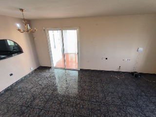Piso en Av Marques de Montroig 5