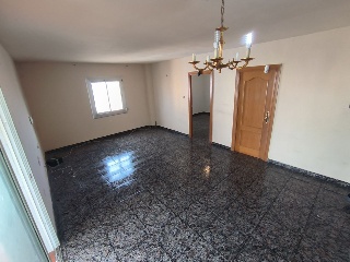 Piso en Av Marques de Montroig 6
