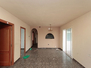 Piso en Av Marques de Montroig 17