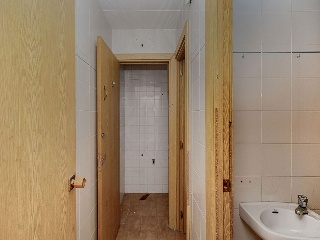 Local en C/ Riu de la Plata, Lloret de Mar (Girona) 28