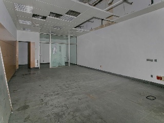 07957-0001 18