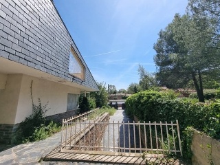 Chalet independiente en Cerdanyola del Vallès - Barcelona - 23