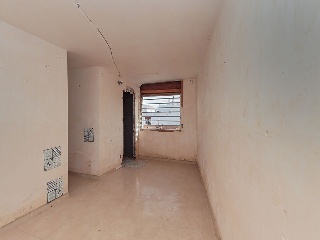 Casas adosada en construcción detenida en C/ Pont - Reus - 34