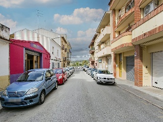 Local comercial en C/ Piular - Cubelles - Barcelona 17